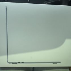 Macbook Air M5 Brand New In Box