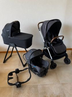 Nuna Triv Stroller With Car Seat And Bassinet With Stand