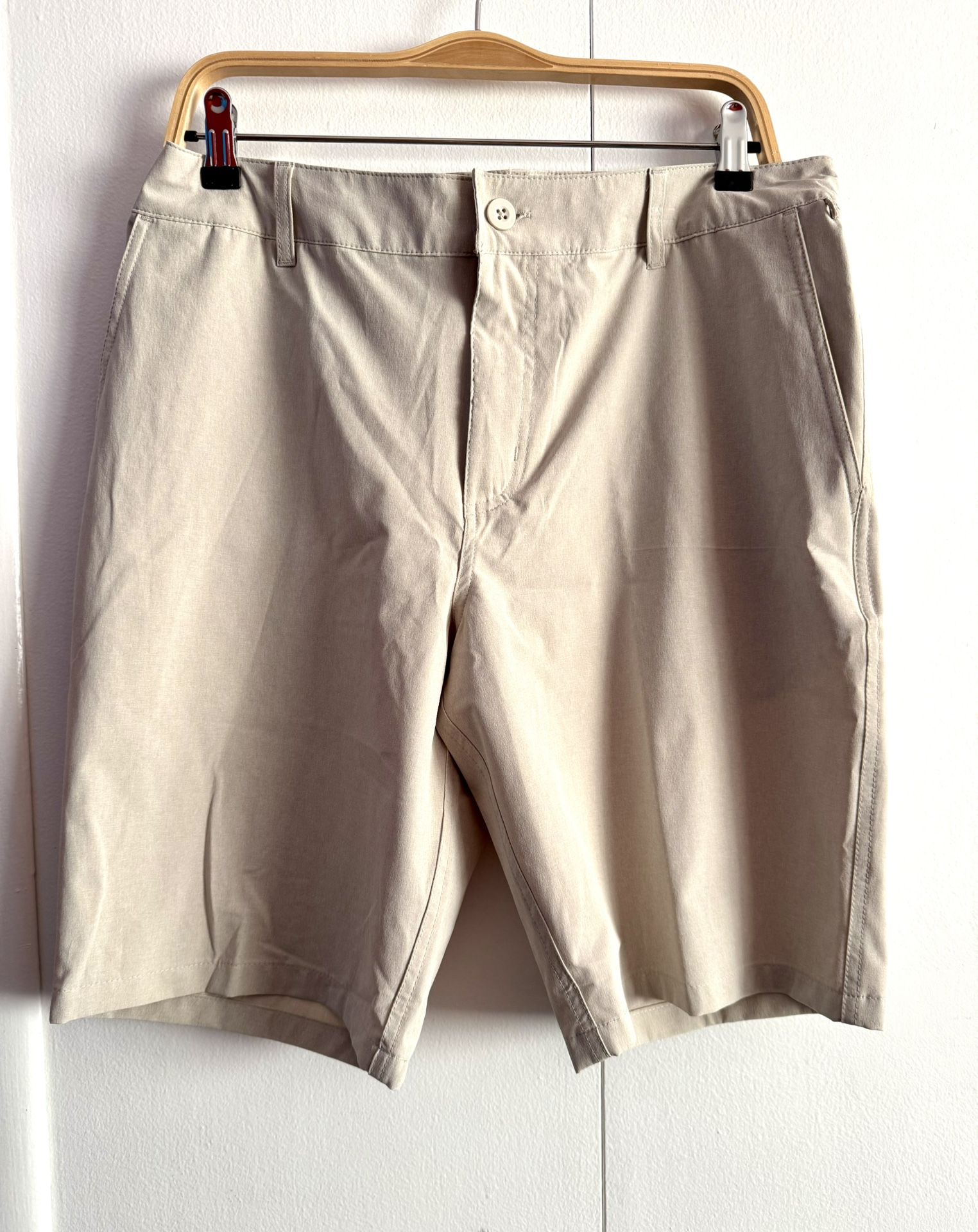 Men’s Khaki Shorts 