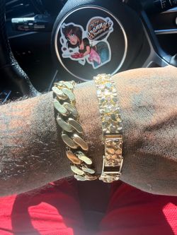 14k  gold braclet