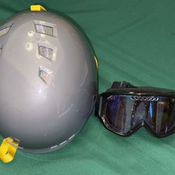 Smith Holt Ski and Snowboard Unisex Helmet in Size Large with FREE goggles/gloves 