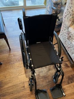 Wheelchair Invacare 9000XT; Size S-M