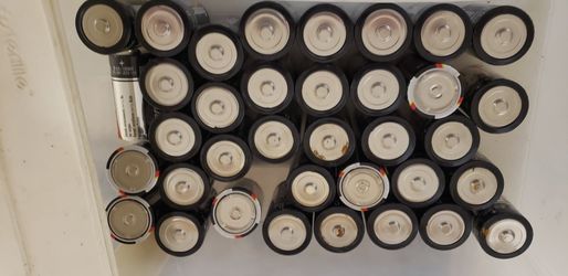 New D cell Batteries