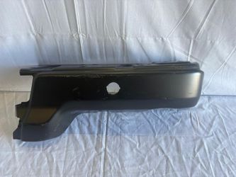 2024-2025 Ford Ranger Rear Right Passenger Bumper End Cap OEM R1WB-17K824-AAW