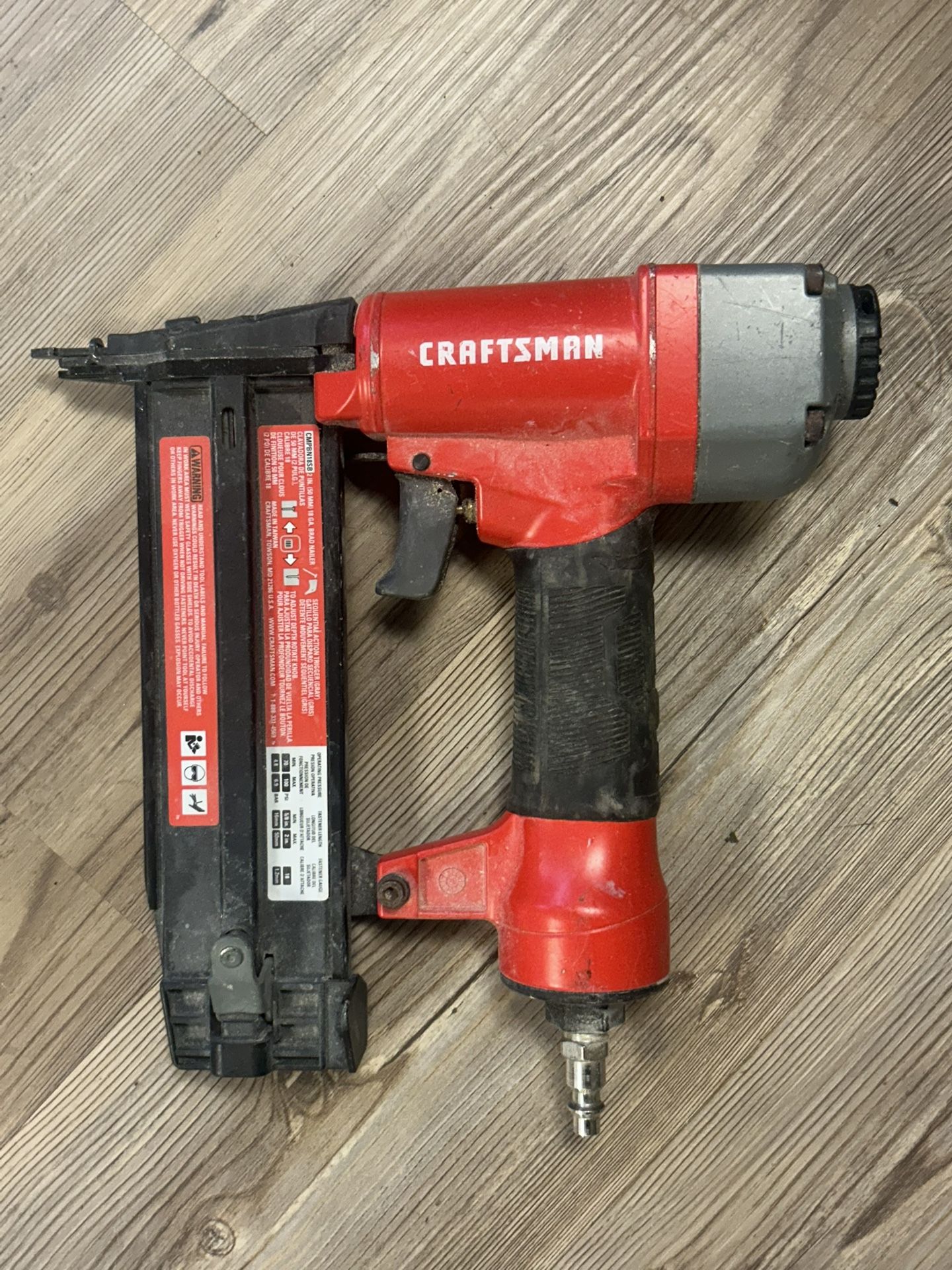 Craftsman 18-Gauge Pneumatic Brad Nailer – Air Powered