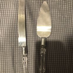 wedding cake knife and spatula