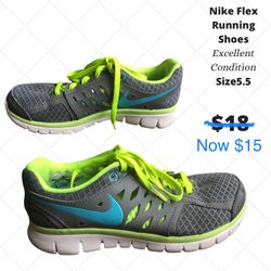 Nike Flex running shoes, Size 5.5, Excellent Condition