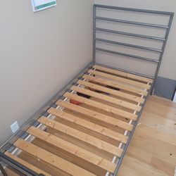 Twin Size Metal Bed Frame With Slats