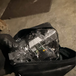 35MM CAMERA WITH CARRYING CASE LENS COVER