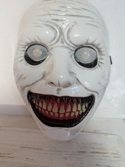 Creepy Halloween Smiling Face Hard Plastic Madk