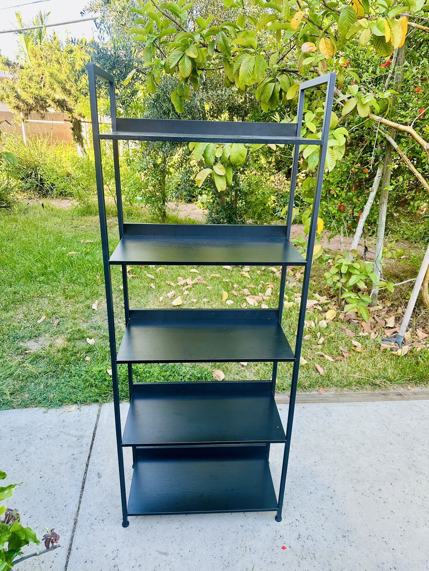 5 Tier Wood Shelves Organizer Storage Size Length 23", Width 12", Height 61" New Condition Assembled 