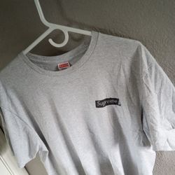 Supreme T-Shirt