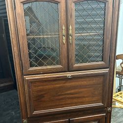 Living Room Cabinet, Can Be Free Delivered 