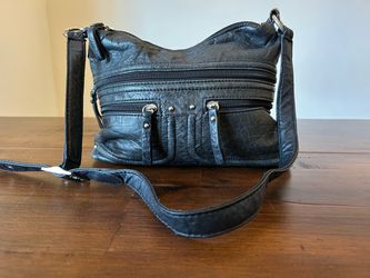 Stone & Co. Black Multi-Pocket Organizer Crossbody Bag Great Condition