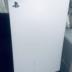 Ps5  (disc Version) With 2 Controllers All Wires And Modern Warfare 2 READ DESCRIPTION 