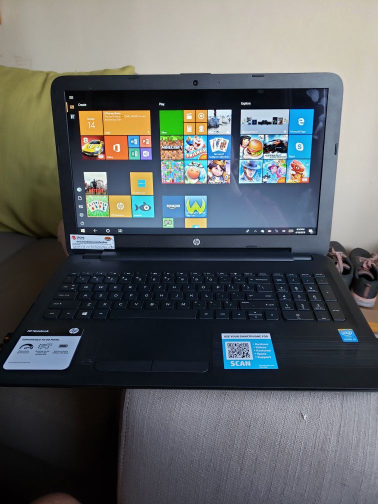 Hp Notebook 15-ay071nr, 15.6 HD LED display, Touchscreen. 1TB HD, 8g Ram. 5thgen. Condition is Used very good condition i3-5005U