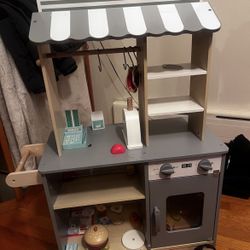 Kids Wooden Kitchen/Grocery Store Set