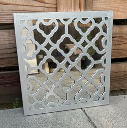 Accent Mirror
