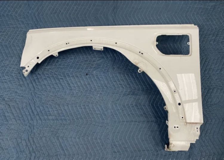 2010-2016 LAND ROVER LR4 L319 FRONT DRIVER LEFT LH SIDE FENDER PANEL FUJI WHITE