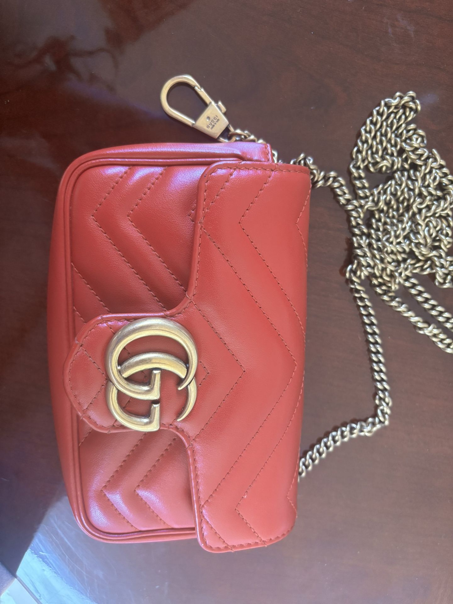 Gucci GG Marmont Matelassé Mini Shoulder Bag in Hibiscus Red Leather