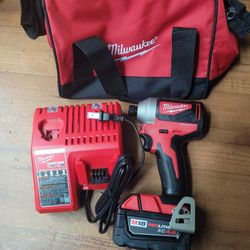 Inpact Drill  18v Brussles Batery 4h 