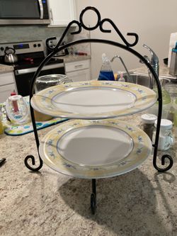 Double Plate Serving Stand
