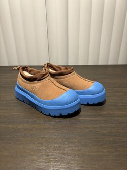 Ugg Tasman Weather Hybrid Size 6 M/7W