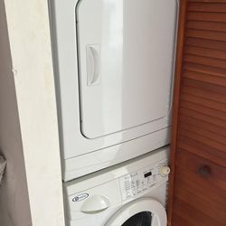 Nice Apartment 5 Minutes From The Airport 