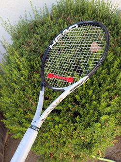Head Speed MP tennis racket (2022)