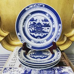 Vintage Blue and White Pagoda Design Dessert Plates – Set of 4