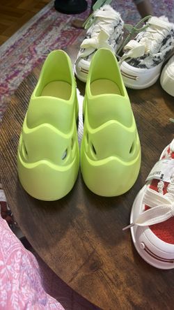 Rhime Neon Lime Green Runner 