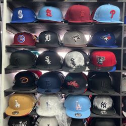 Different Teams New Era Snapbacks 35$ Each