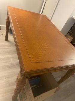 Table with 4 chairs $150