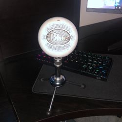 Blue Snowball