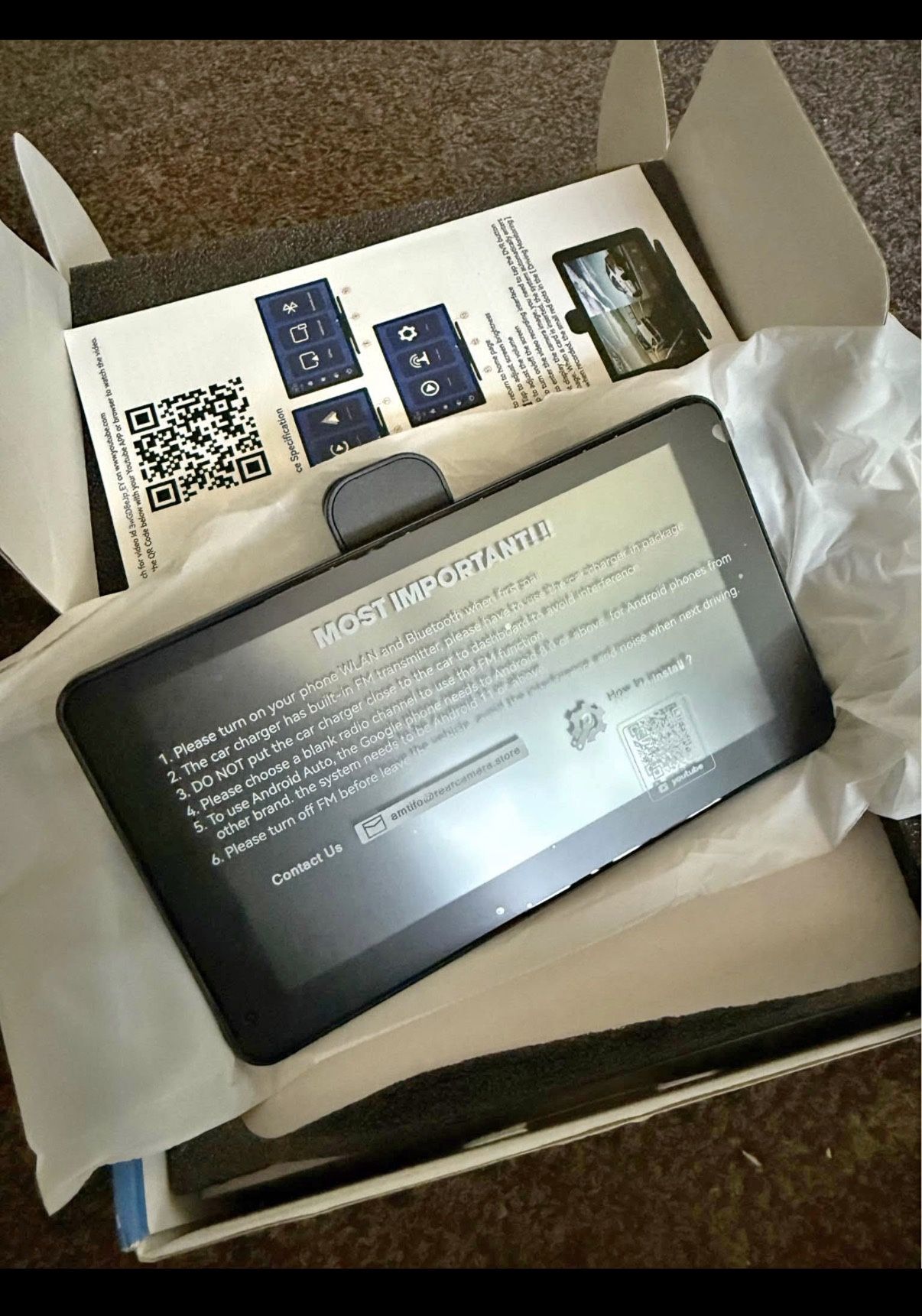 Portable CarPlay Unit with dash cam