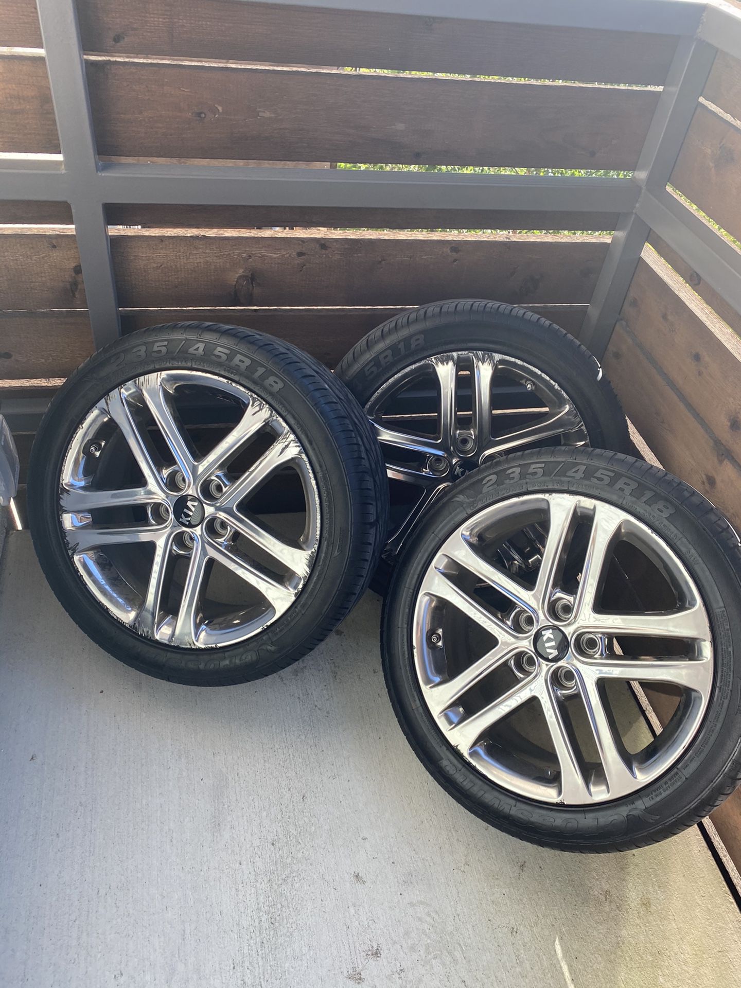 Set of 4 18” wheels/rims/tires