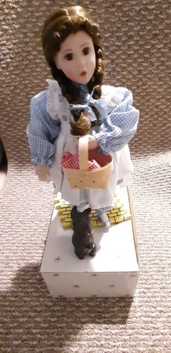 "Dorothy"   The Wonderful Wizard Of Oz Collection