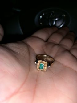 10k emerald ring size 6