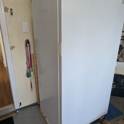 Kenmore Upright Freezer 