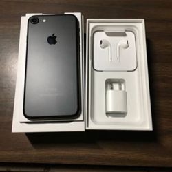 ⌚️🔥🔥iPhone 7 32gb Factory Unlocked With Warranty 
