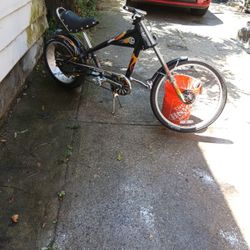 Schwinn Stingray Chopper,Rides Great Brake Works