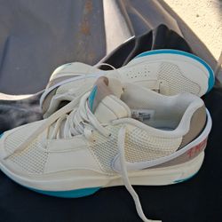 Nike Ja Morant 1 Coconut Size 9 NEW