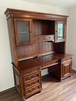 Havertys desk with hutch best sale