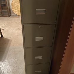 Nice File Cabinet With Keys