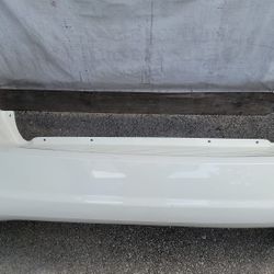 2009-2019 Dodge Journey Rear Bumper Pearl white