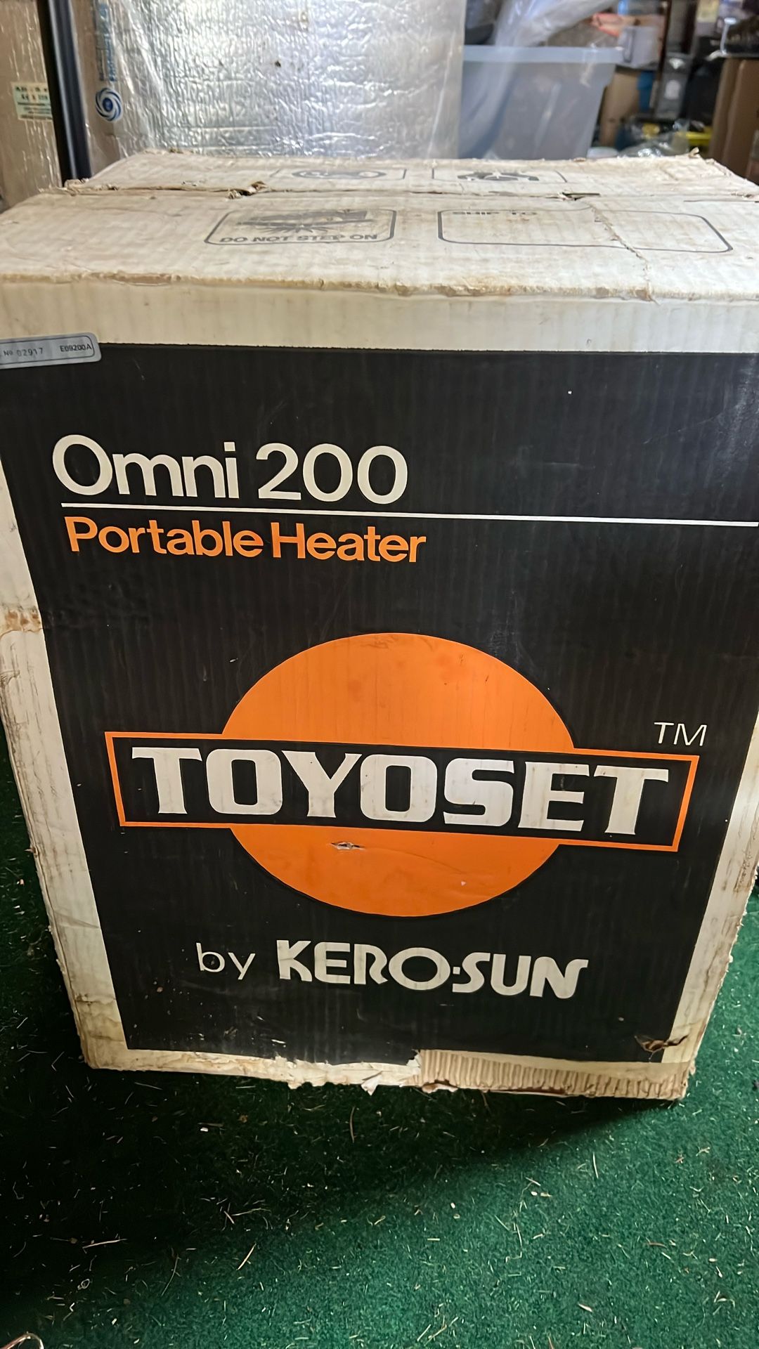 Omni 200 portable heater brand new open box never used 20,000 BTU