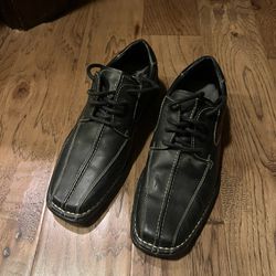 Men’s Black Leather Shoes - Size 8.5