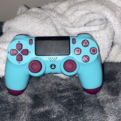 Berry blue Ps4 Controller 