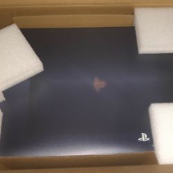 500 Million Limited Edition PS4
