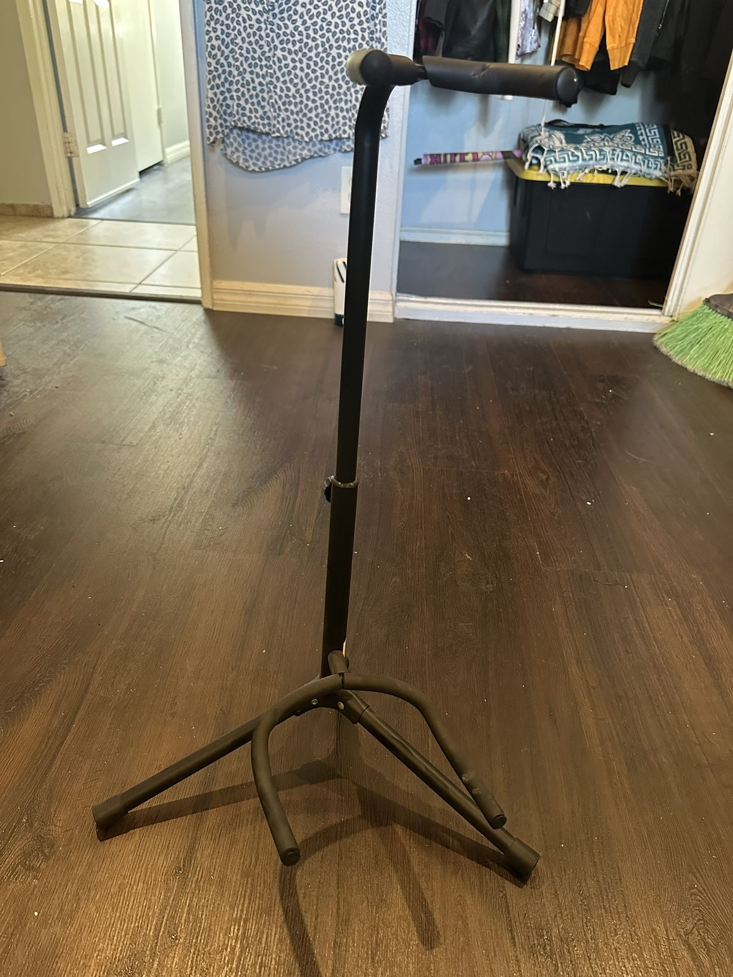 Guitar Stand!